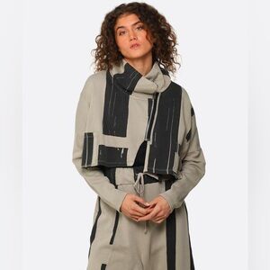 Lurdes Bergada Tan Gray Cropped Jacket abstract print size small unlined